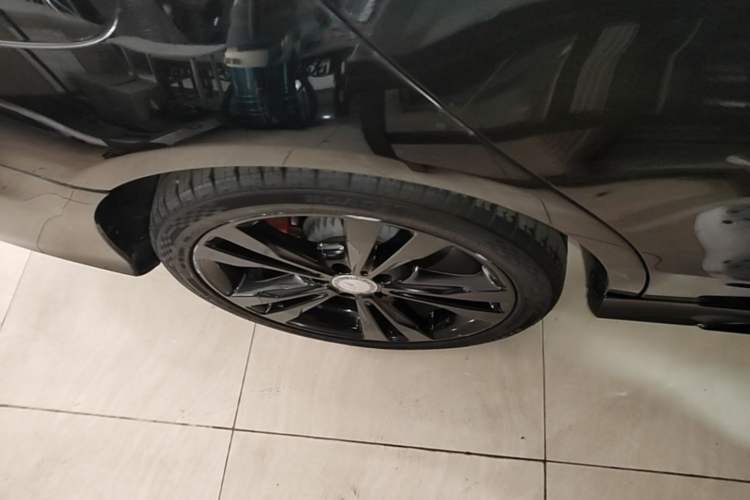 Used Mercedes-Benz C-Class 2016 C 200 L 4MATIC Sport Edition Right Rear Wheel Hub