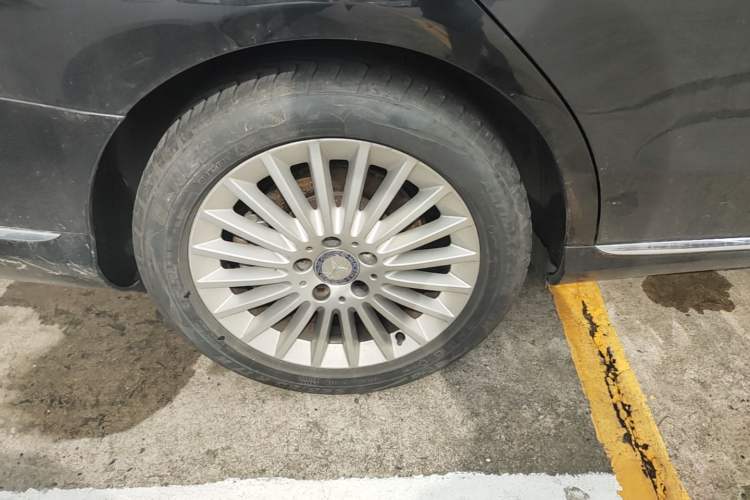 Used Mercedes-Benz C-Class 2016 C 180 L Right Rear Wheel Hub