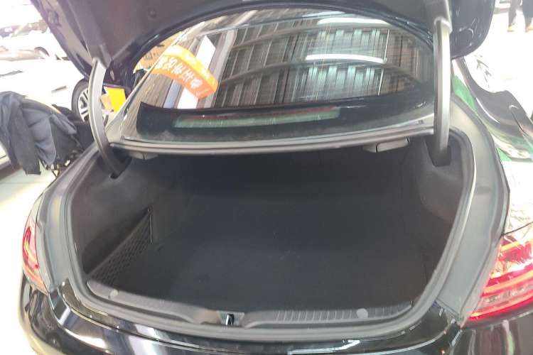 Used Mercedes-Benz C-Class 2016 C 200 Coupe Trunk