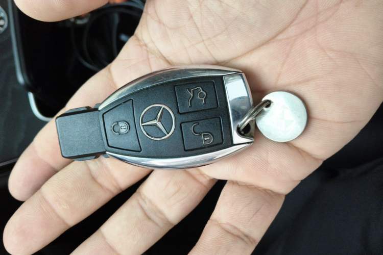 Used Mercedes-Benz C-Class 2016 C 180 L Sport Edition Vehicle Key