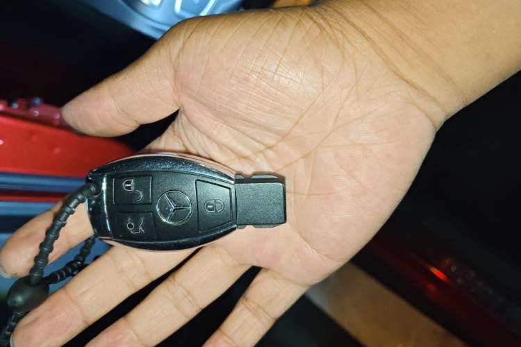 Used Mercedes-Benz C-Class 2016 C 180 L Sport Edition Vehicle Key