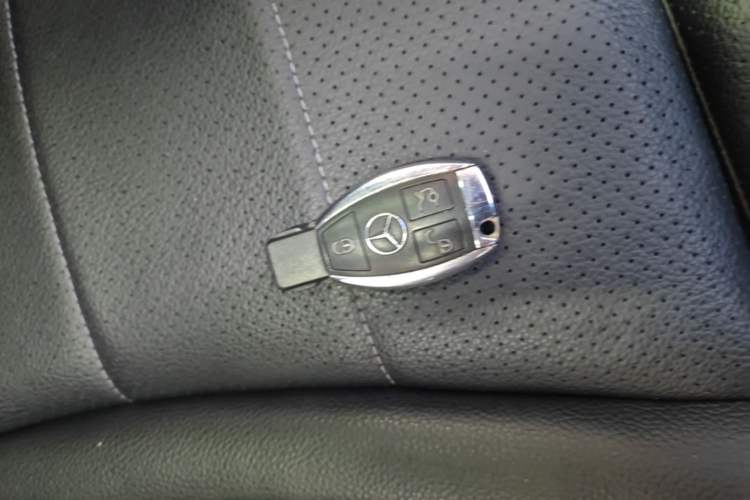 Used Mercedes-Benz C-Class 2016 C 200 L Sport Edition Vehicle Key