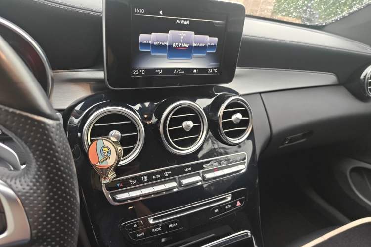 Used Mercedes-Benz C-Class 2016 C 200 Coupe Audio And AC Panel