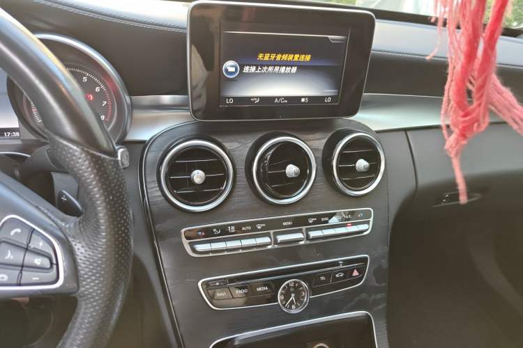Used Mercedes-Benz C-Class 2016 C 200 L Sport Edition Audio And AC Panel