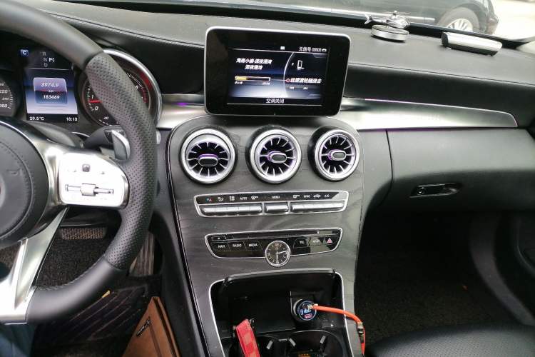 Used Mercedes-Benz C-Class 2016 C 200 L Sport Edition Audio And AC Panel
