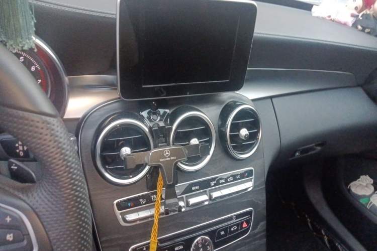 Used Mercedes-Benz C-Class 2016 C 200 L Sport Edition Audio And AC Panel