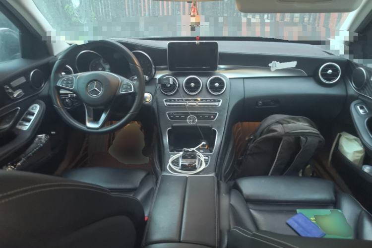 Used Mercedes-Benz C-Class 2016 C 200 L Sport Edition Center Console