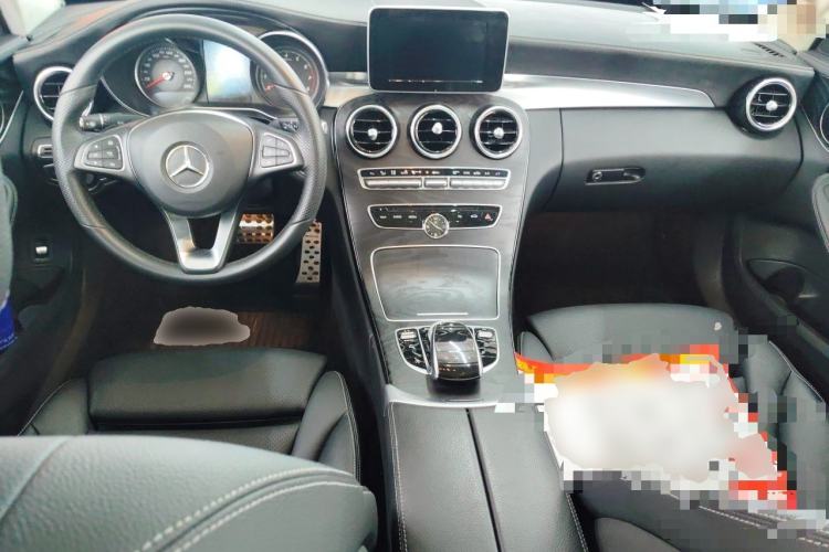 Used Mercedes-Benz C-Class 2016 C 200 L Sport Edition Center Console