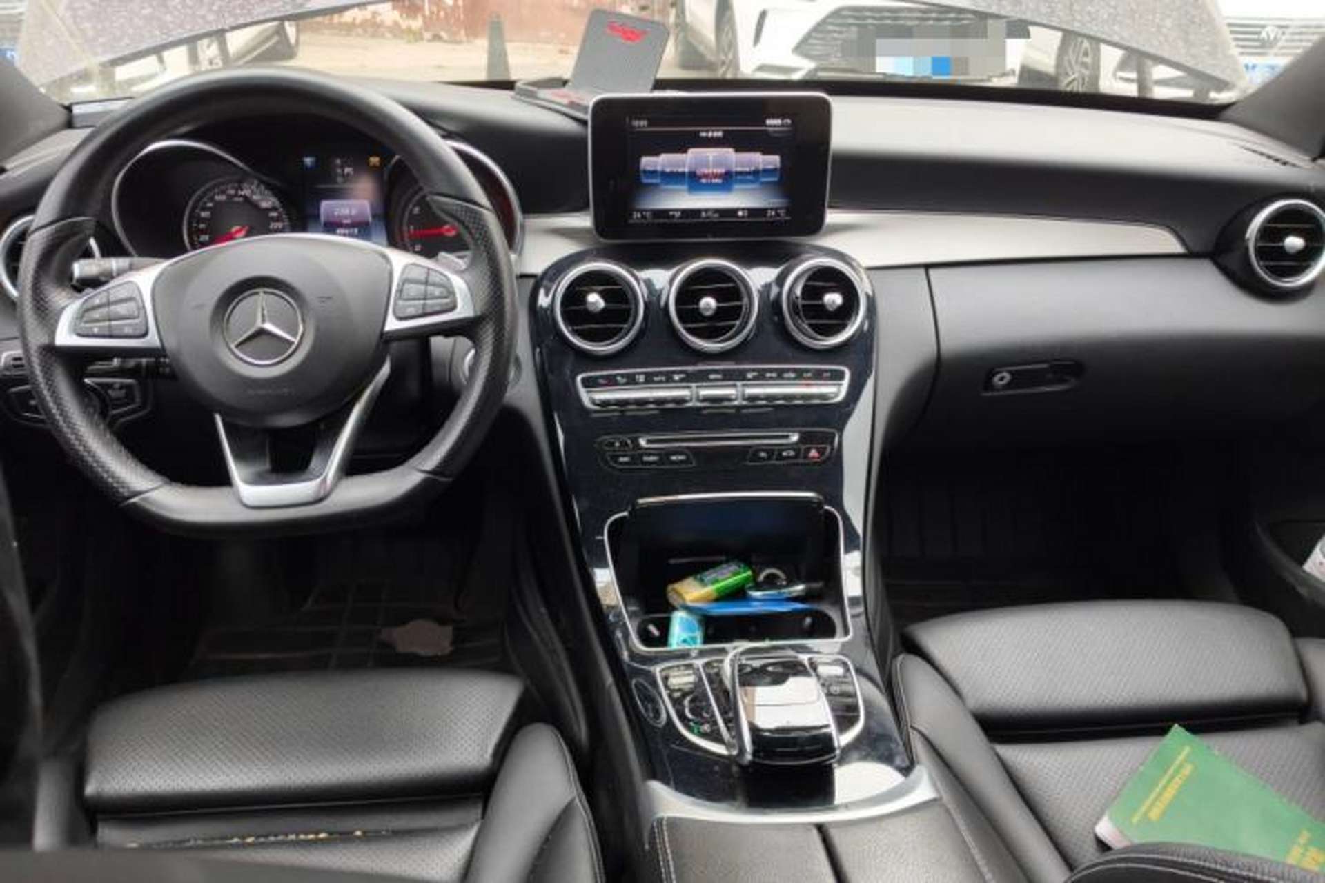 Used Mercedes-Benz C-Class  Center Console