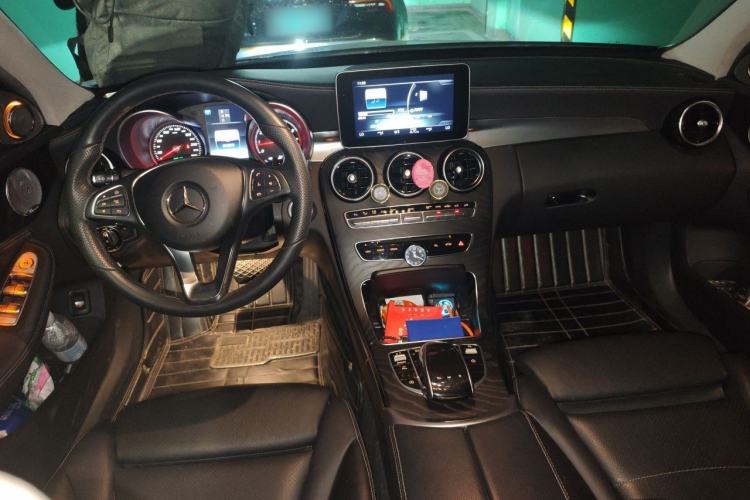Used Mercedes-Benz C-Class 2016 C 200 L Sport Edition Center Console