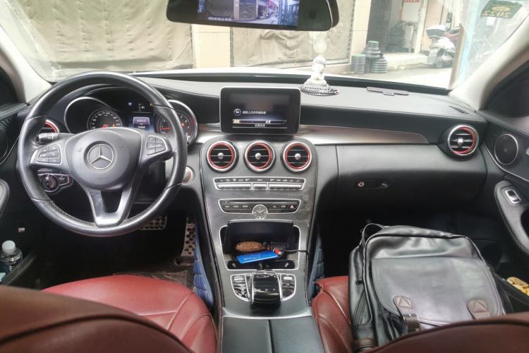 Used Mercedes-Benz C-Class 2016 C 200 L Sport Edition Center Console