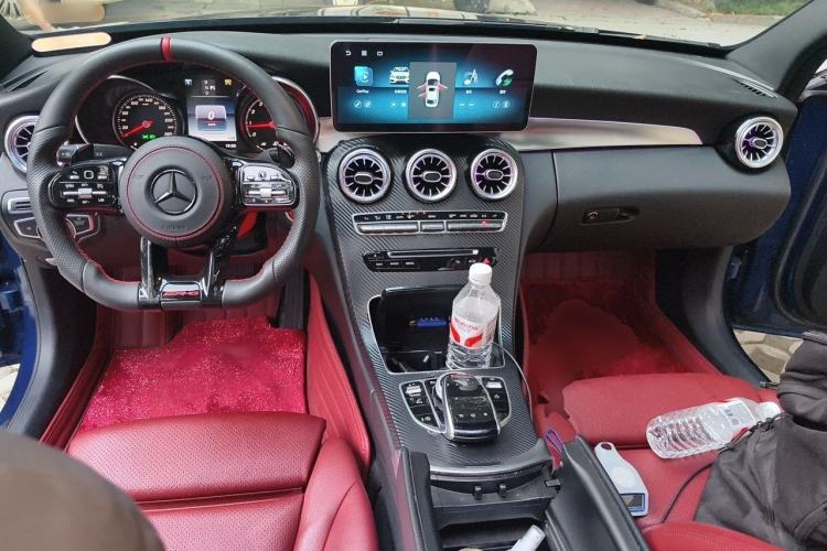 Used Mercedes-Benz C-Class 2016 C 200 Sport Edition Center Console