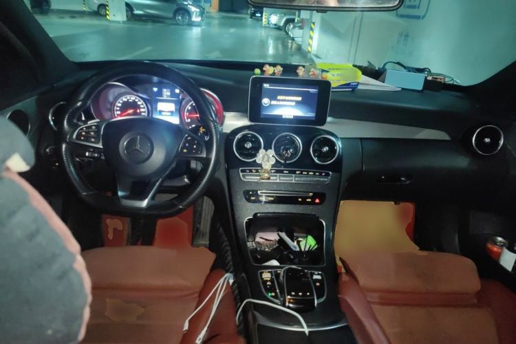 Used Mercedes-Benz C-Class 2016 C 200 Sport Edition Center Console