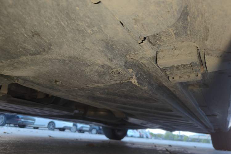 Used Mercedes-Benz C-Class 2016 C 180 L Sport Edition Chassis Front Left