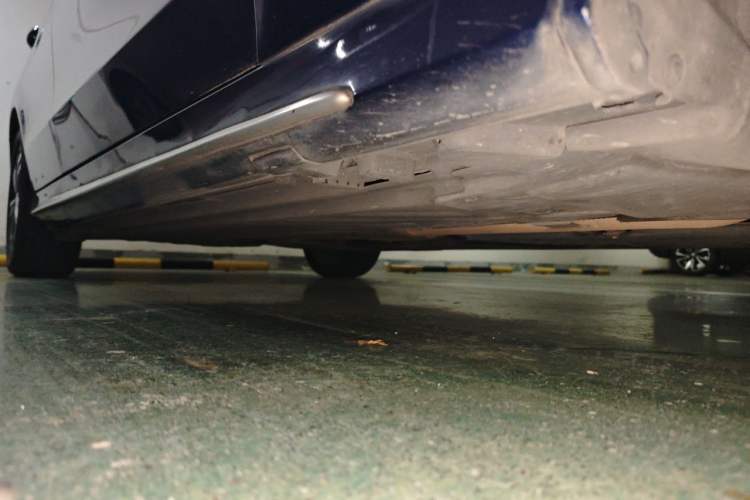 Used Mercedes-Benz C-Class 2016 C 200 L Sport Edition Chassis Front Right