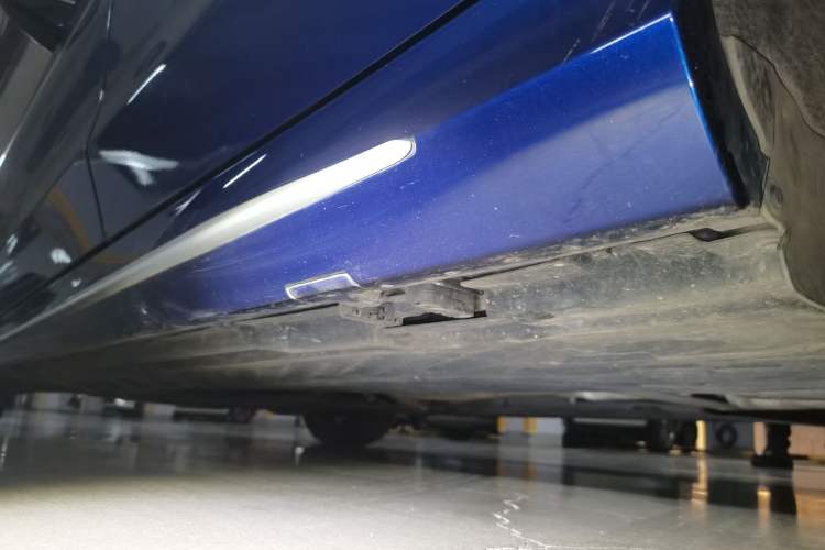 Used Mercedes-Benz C-Class 2016 C 200 L Sport Edition Chassis Rear Left