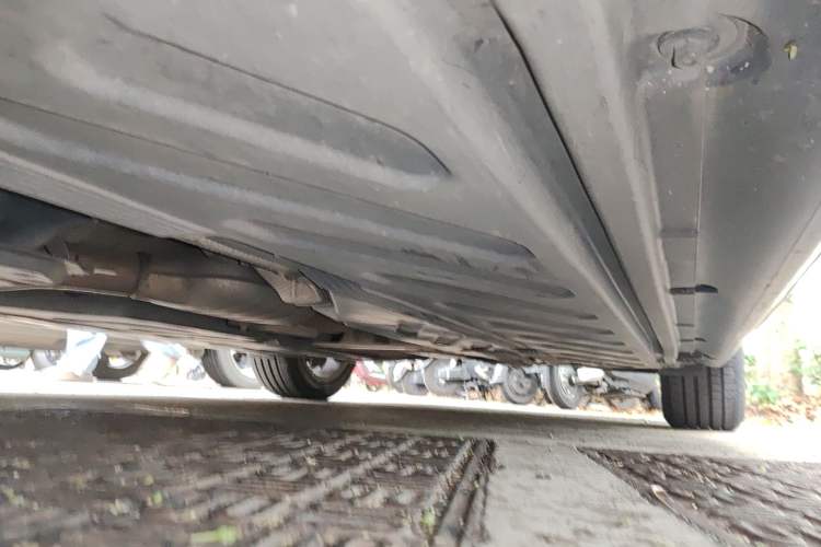 Used Mercedes-Benz C-Class 2016 C 200 L Sport Edition Chassis Rear Left