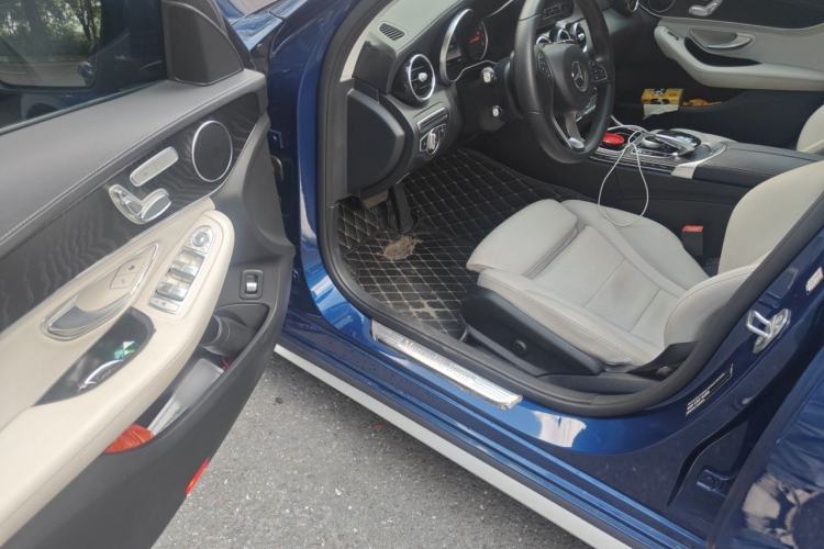 Used Mercedes-Benz C-Class 2016 C 200 L Sport Edition Driver Seat
