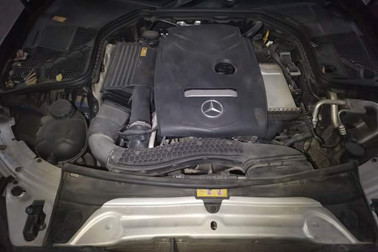 Used Mercedes-Benz C-Class 2016 C 200 L Sport Edition Engine Bay