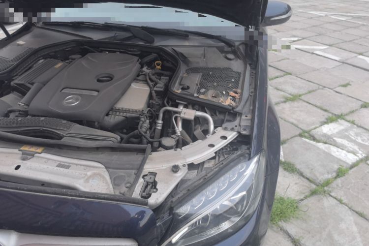 Used Mercedes-Benz C-Class 2016 C 200 L Sport Edition Engine Bay Left