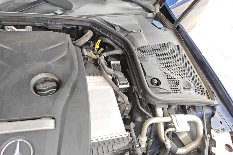 Used Mercedes-Benz C-Class 2016 C 200 Sport Edition Engine Bay Left