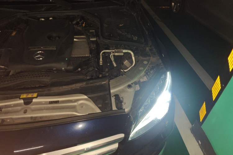 Used Mercedes-Benz C-Class 2016 C 200 L Sport Edition Engine Bay Left