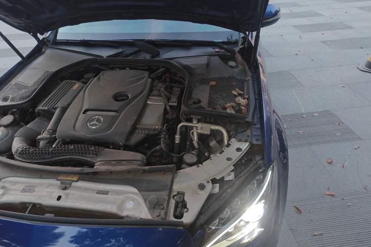 Used Mercedes-Benz C-Class 2016 C 180 L Sport Edition Engine Bay Left