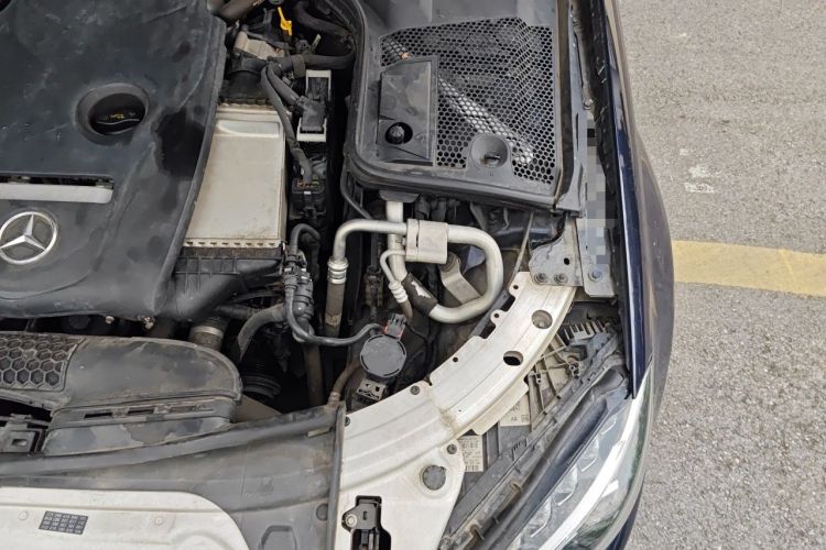 Used Mercedes-Benz C-Class 2016 C 200 L Sport Edition Engine Bay Left