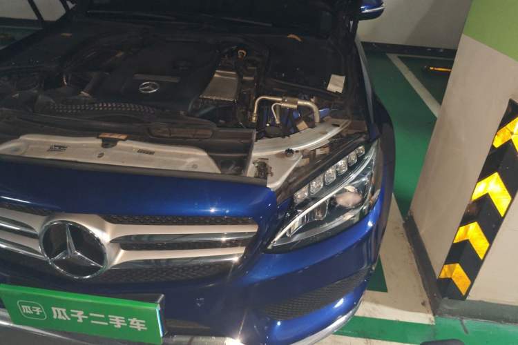 Used Mercedes-Benz C-Class 2016 C 200 L Sport Edition Engine Bay Left