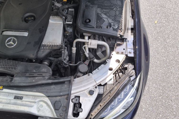 Used Mercedes-Benz C-Class 2016 C 200 L Sport Edition Engine Bay Left