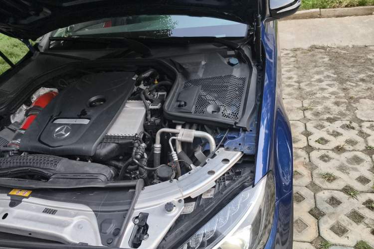 Used Mercedes-Benz C-Class 2016 C 200 Sport Edition Engine Bay Left
