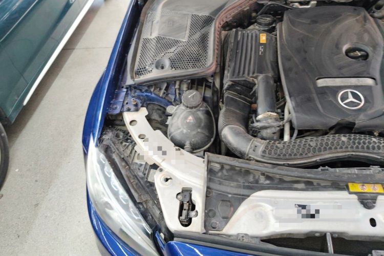 Used Mercedes-Benz C-Class 2016 C 200 L Sport Edition Engine Bay Right