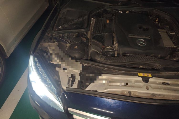 Used Mercedes-Benz C-Class 2016 C 200 L Sport Edition Engine Bay Right