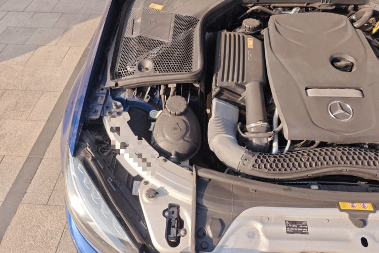 Used Mercedes-Benz C-Class 2016 C 200 L Sport Edition Engine Bay Right