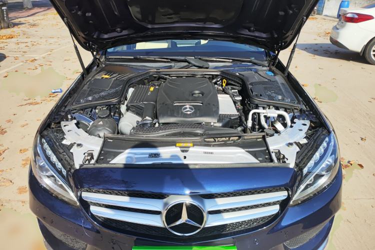 Used Mercedes-Benz C-Class 2016 C 200 L Sport Edition Engine Bay