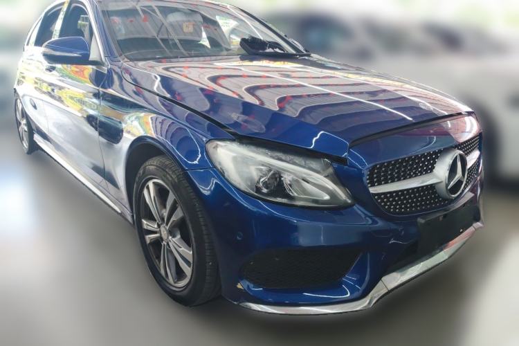 Used Mercedes-Benz C-Class 2016 C 200 L Sport Edition Front Right 45 Deg