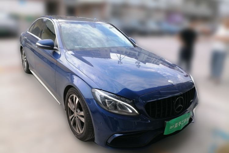 Used Mercedes-Benz C-Class 2016 C 200 L Sport Edition Front Right 45 Deg