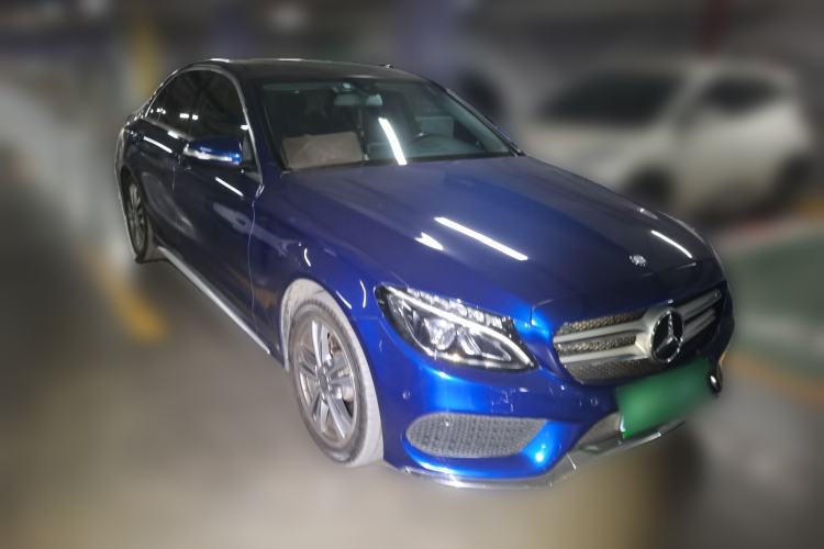Used Mercedes-Benz C-Class 2016 C 200 L Sport Edition Front Right 45 Deg