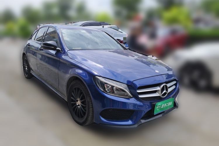 Used Mercedes-Benz C-Class 2016 C 200 Sport Edition Front Right 45 Deg