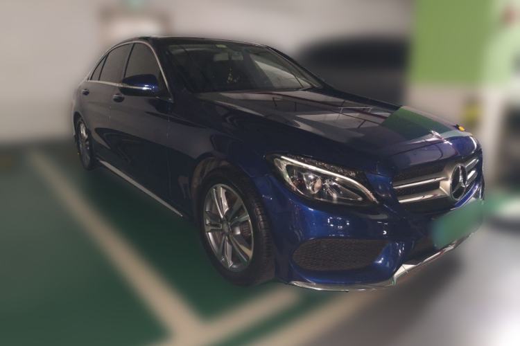 Used Mercedes-Benz C-Class 2016 C 200 L Sport Edition Front Right 45 Deg