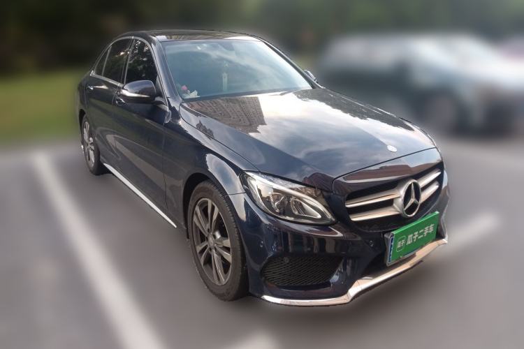 Used Mercedes-Benz C-Class 2016 C 200 L Sport Edition Front Right 45 Deg