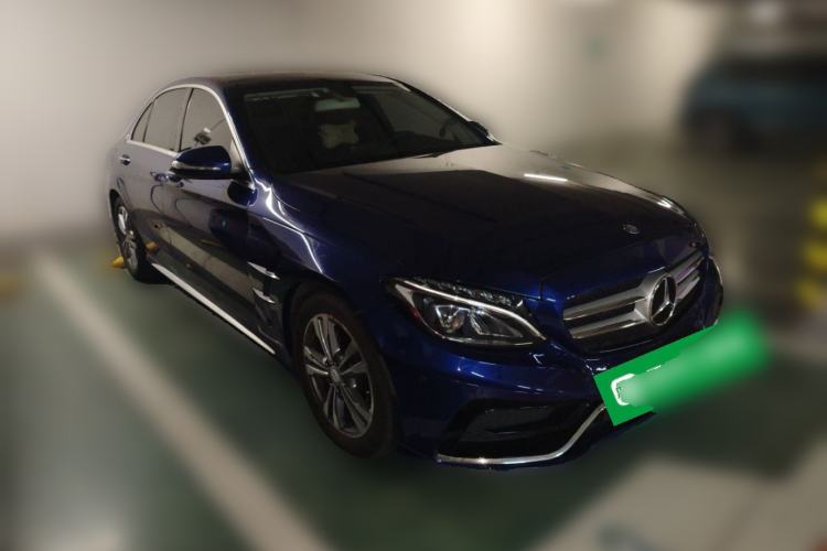 Used Mercedes-Benz C-Class 2016 C 200 L Sport Edition Front Right 45 Deg