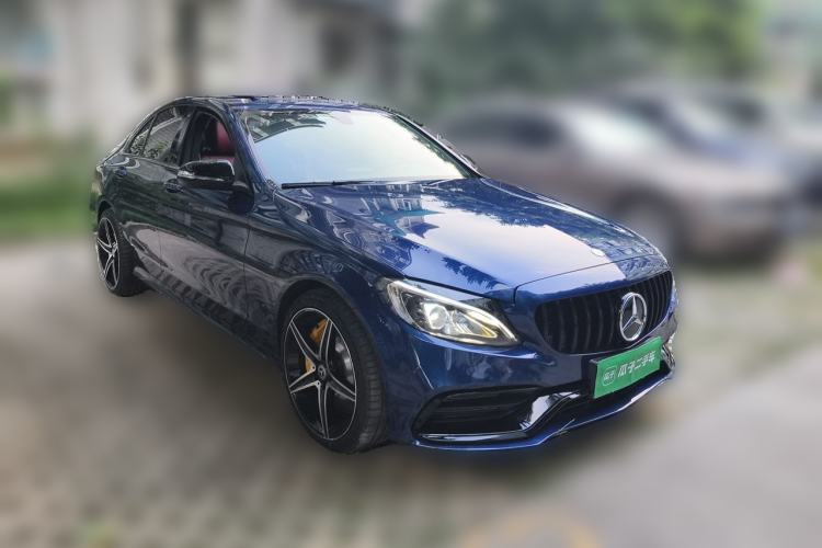 Used Mercedes-Benz C-Class 2016 C 200 Sport Edition Front Right 45 Deg