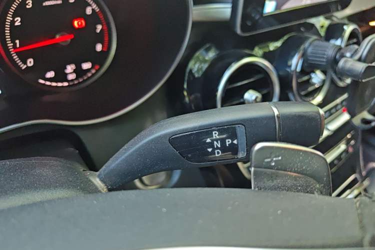 Used Mercedes-Benz C-Class 2016 C 200 Sport Edition Gear Lever