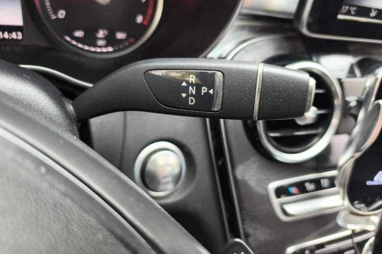 Used Mercedes-Benz C-Class 2016 C 200 L Sport Edition Gear Lever