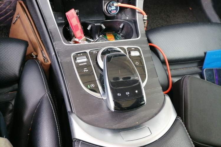 Used Mercedes-Benz C-Class 2016 C 200 L Sport Edition Gear Lever
