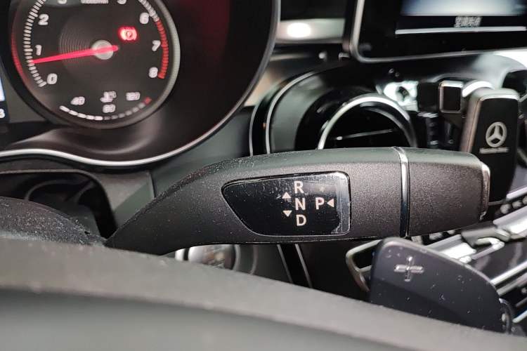 Used Mercedes-Benz C-Class 2016 C 200 L Sport Edition Gear Lever