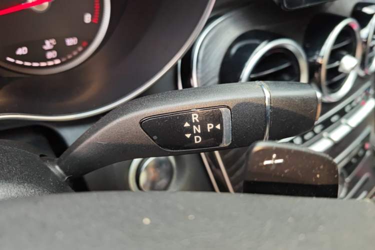 Used Mercedes-Benz C-Class 2016 C 200 L Sport Edition Gear Lever