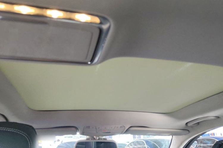 Used Mercedes-Benz C-Class 2016 C 200 L Sport Edition Headliner
