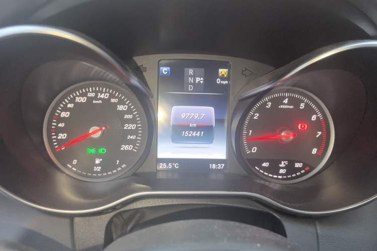 Used Mercedes-Benz C-Class 2016 C 200 L Sport Edition Instrument Cluster